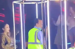夜场小姐姐的故事视频,揭秘夜场背后的故事