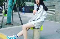 夏天穿aj女生的汗湿袜子,如何应对汗湿袜子的尴尬