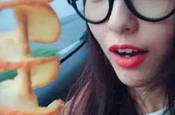 娱乐吃瓜酱女生被拐,揭秘女生被拐背后的惊人真相