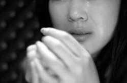 伤心人的女人图片,伤心女人图片的情感解读”